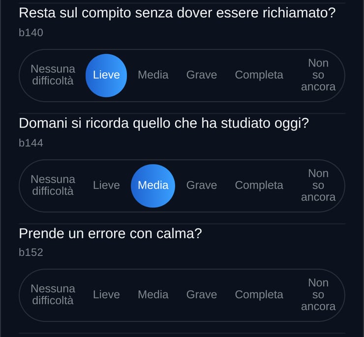 Schermata dell’app: tre domande del profilo ICF con il loro codice (b140, b144, b152) e i livelli da «Nessuna difficoltà» a «Non so ancora»; alle prime due è assegnato un livello.